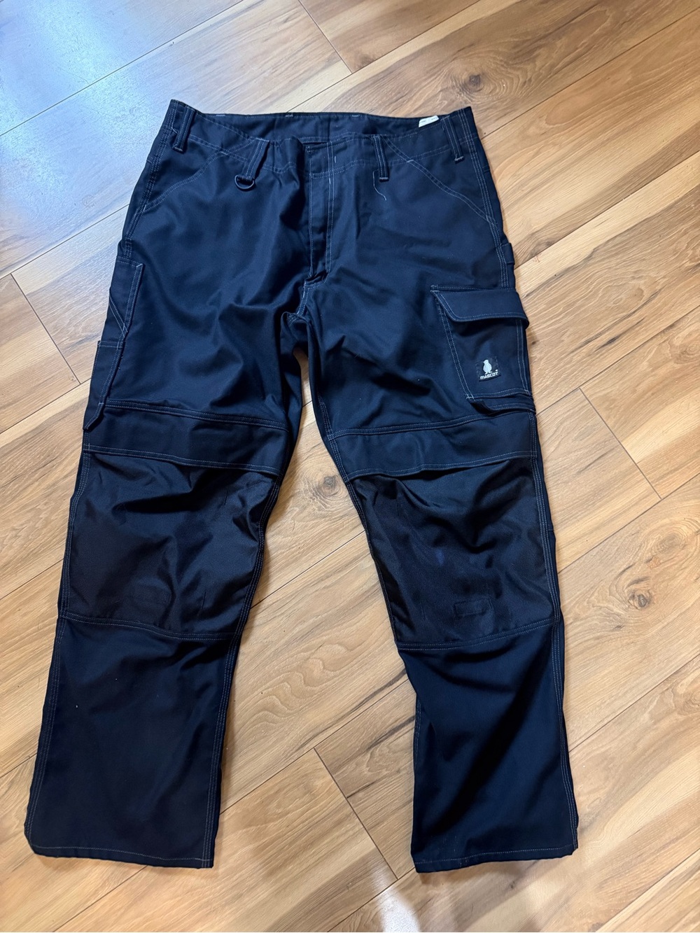 Mascot Danish Designed Cargo Workwear Oeko-Tex Pants Men's Size 40.5 Black